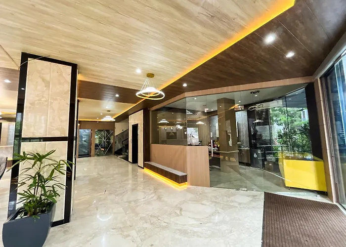The Clan Hotel - Vijay Nagar Indore